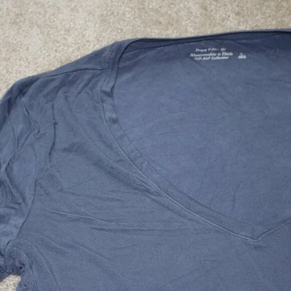 Abercrombie & Fitch Plain T-shirt - Picture 3 of 4